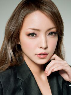 Why Japanese Women Love Brown Eyeshadow