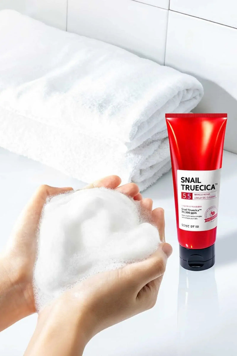 Snail Truecica Miracle Repair Low PH Gel Cleanser (100ml)